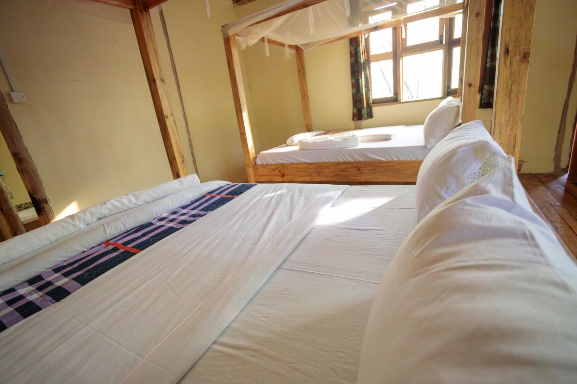 Lake Mwamba Lodge Kasenda Buitenkant foto