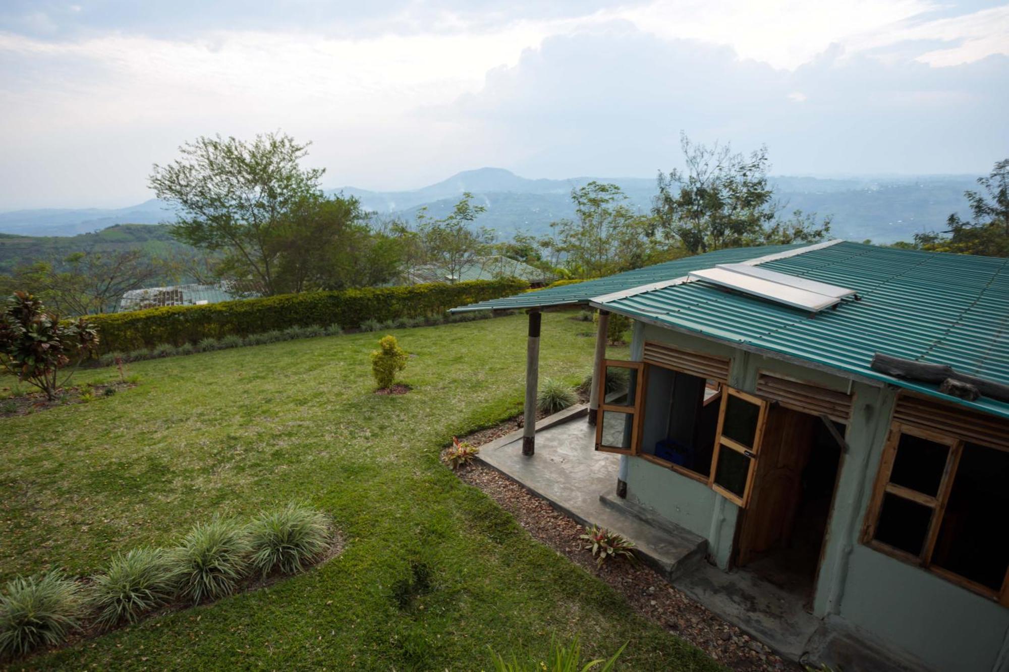 Lake Mwamba Lodge Kasenda Buitenkant foto